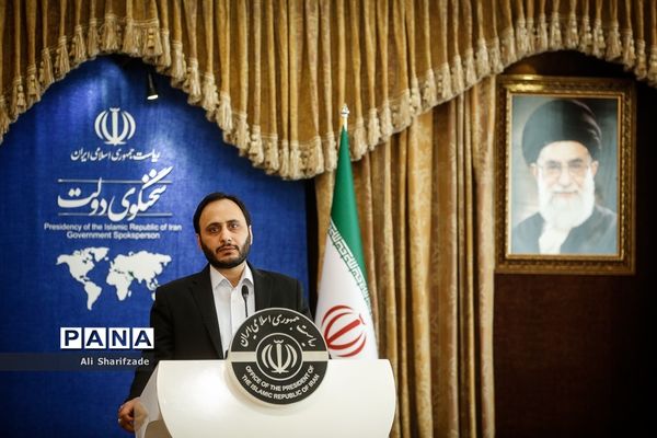 نشست خبری سخنگو‌ی دولت