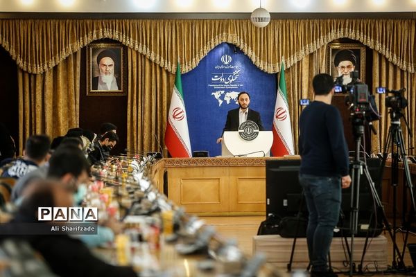 نشست خبری سخنگو‌ی دولت