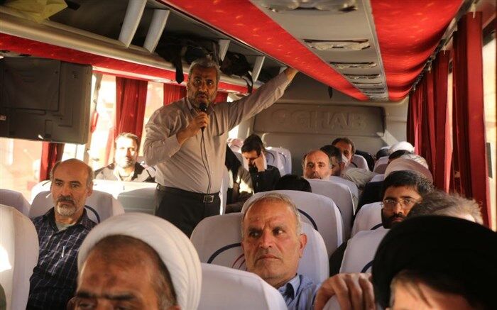 حضور راویان آموزش و پرورش قم در اردوی آموزش روایتگری