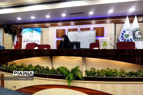 انتخابات هیات رئیسه مجلس دانش‌آموزی دختران استان قم