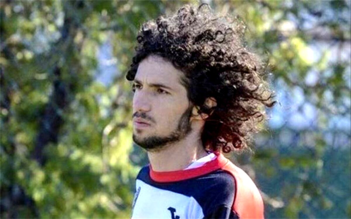 می‌خواهم با پرسپولیس هم استقلال را ببرم و هم جام بگیرم
