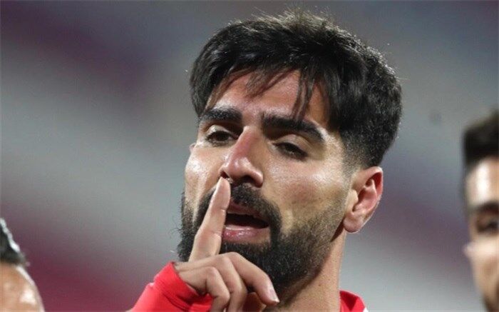 هیس! منتقدان حق حرف زدن ندارند
