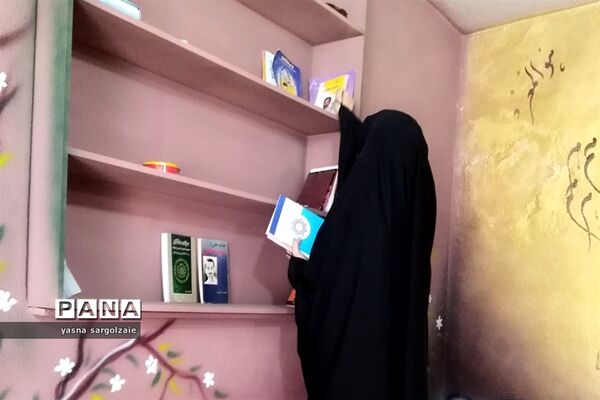 افتتاحیه اولین کافه کتاب در کانون فرهنگی تربیتی قدسیه دماوند