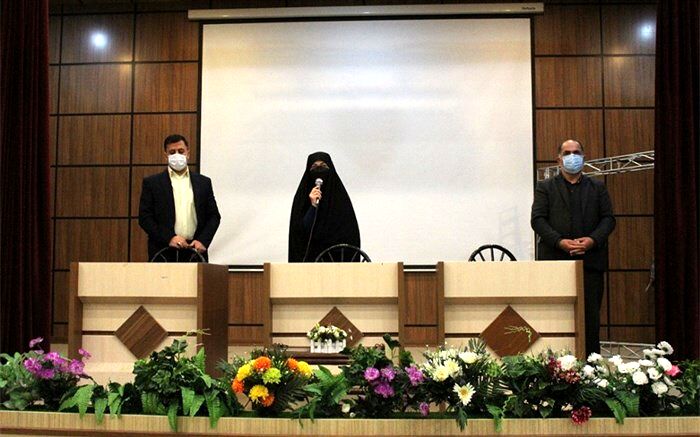 میز معلم بهترین تریبون برای تحقق جهاد تبیین است