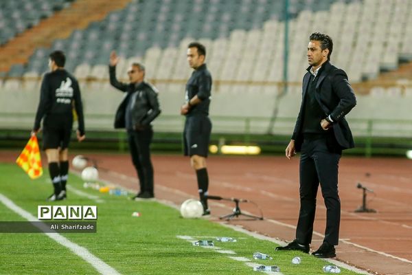 دیدار تیم‌های استقلال و فجر سپاسی