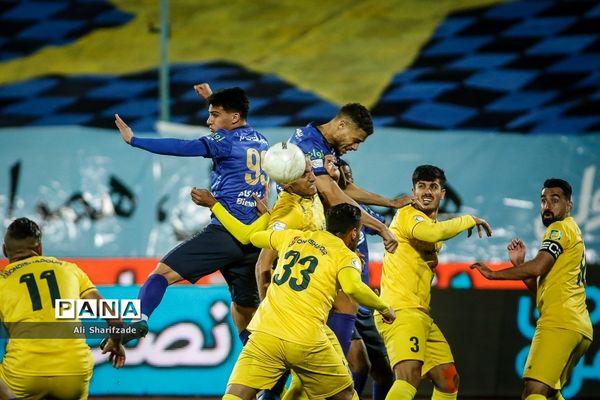 دیدار تیم‌های استقلال و فجر سپاسی