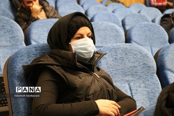 نشست صمیمی هنرمندان شهرقدس