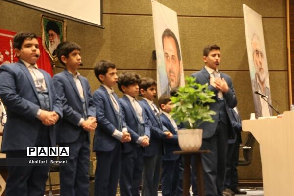آیین رونمایی از یادمان شهدای گمنام دانشگاه علوم پزشکی قم