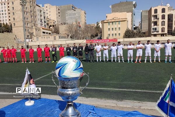 بازی دوستانه تیم ملی فوتبال پیشکسوتان ایران و رودهن