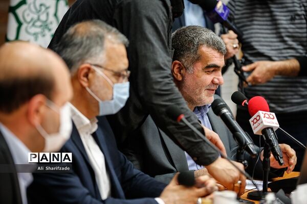 مراسم امضای تفاهم‌نامه شهرداری تهران و بنیاد مسکن انقلاب اسلامی