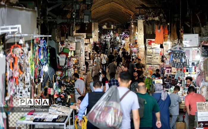 احتمال افزایش بیماری کرونا در مناسبت‌های پایان سال؛ تزریق دُز سوم واکسن جدی گرفته شود