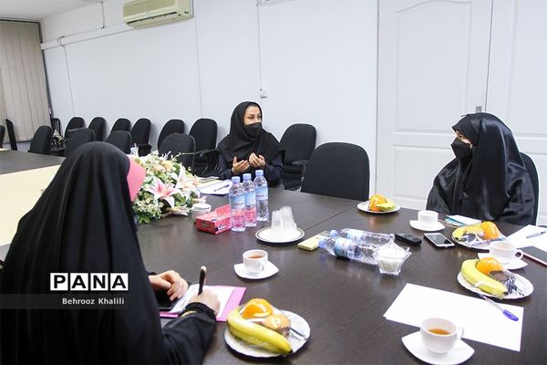 برگزاری میزگرد آسیب‌شناسی نحوه  استفاده دانش‌آموزان از رسانه‌ها برای اولین بار توسط دانش‌آموزخبرنگاران پانا