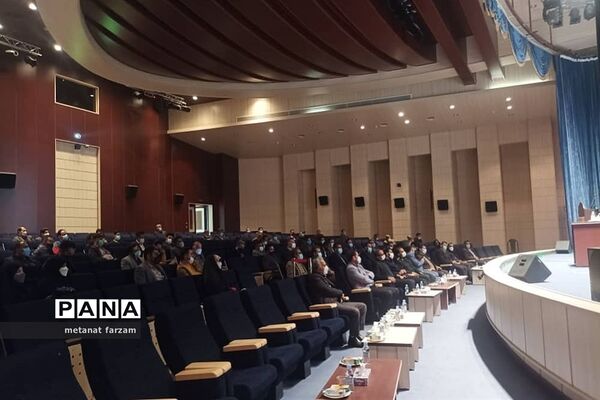 برگزاری همایش جهاد تبیین بیانیه گام دوم انقلاب در شهرستان دماوند