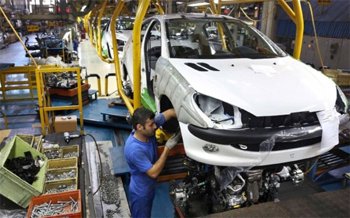 وضعیت تولید خودرو توسط غول‌های خودروساز ایرانی