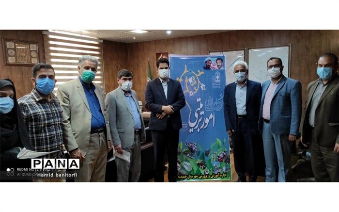دیدار پیشکسوتان امور تربیتی با فرماندار حمیدیه