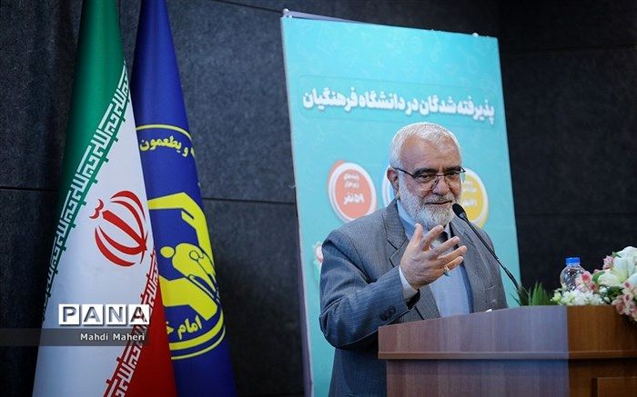 ۵۳ هزار دانش‌آموز و ۶ هزار نخبه از خدمات کمیته امداد استفاده می‌کنند