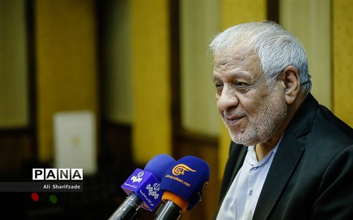 پیشنهاد دبیرکل حزب موتلفه اسلامی برای برگزاری «رفراندوم» در اوکراین