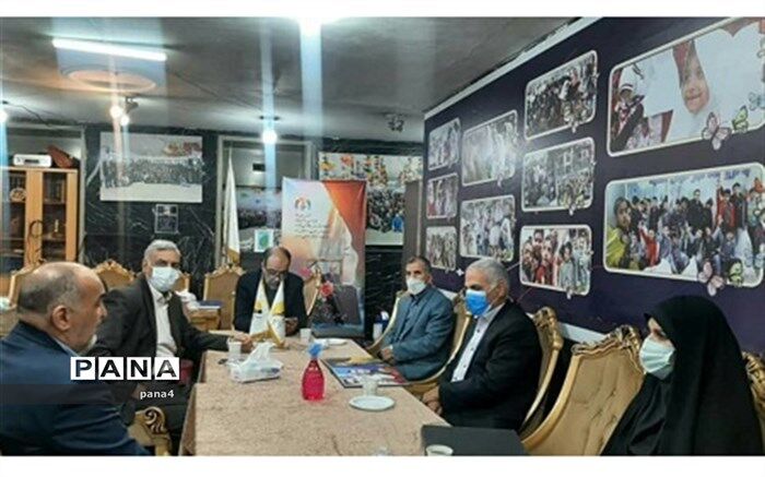 تامین پوشاک یکصد دانش‌آموز بی‌بضاعت با همکاری نیکوکاران فراهم شد