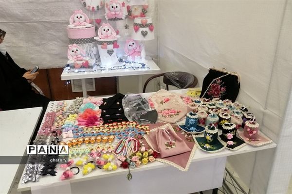 برگزاری نمایشگاه بهاره کارآفرینان شهرستان  دماوند