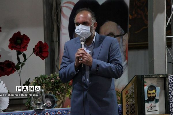 مراسم غبارروبی مزار  شهدا در بهشت رضا مشهد به مناسبت هفته امور تربیتی