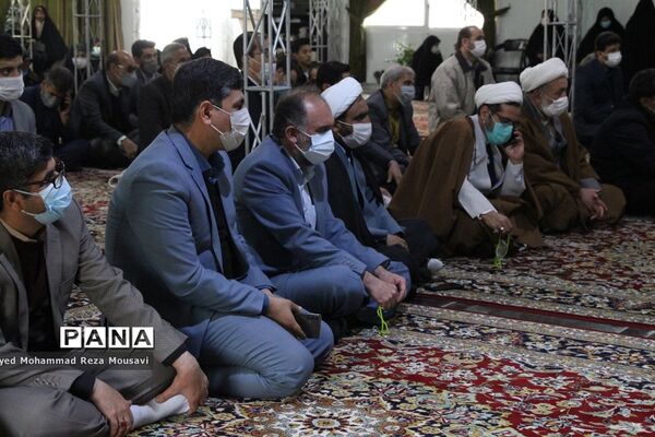 مراسم غبارروبی مزار  شهدا در بهشت رضا مشهد به مناسبت هفته امور تربیتی