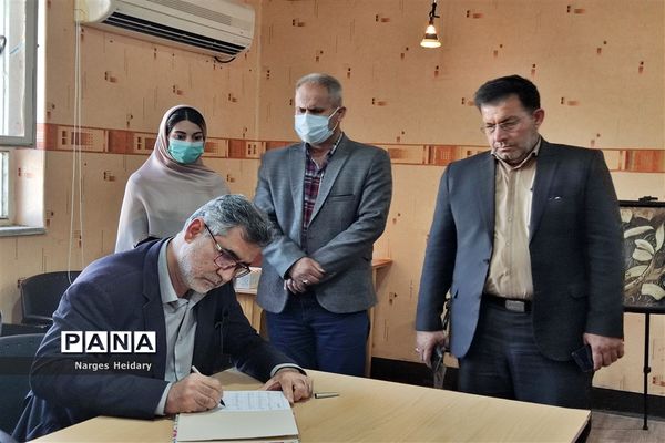 نمایشگاه خوشنویسی مهر باران در امیدیه