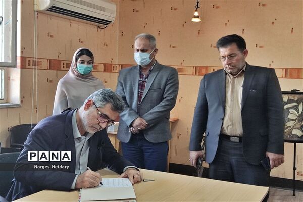 نمایشگاه خوشنویسی مهر باران در امیدیه