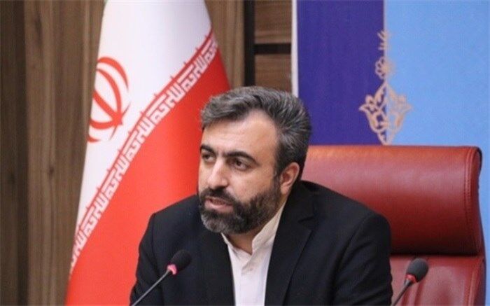 تکریم و بزرگداشت مقام معلم  شامل همه معلمان شود