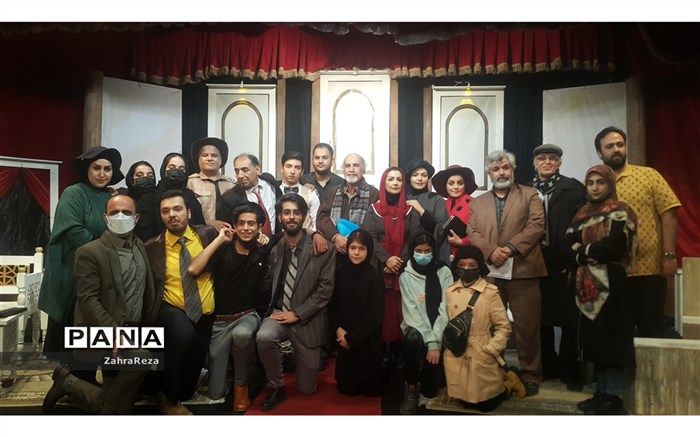 نمایش «ازدواج ایرانی چارلی» در فرهنگسرای رازی ورامین