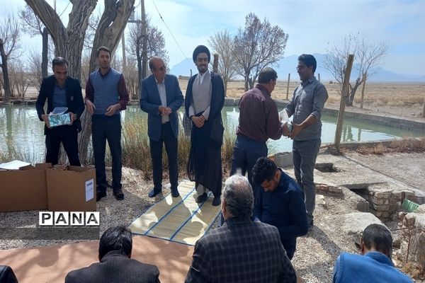 مراسم تجلیل از مربیان پیشتاز جرقویه علیا