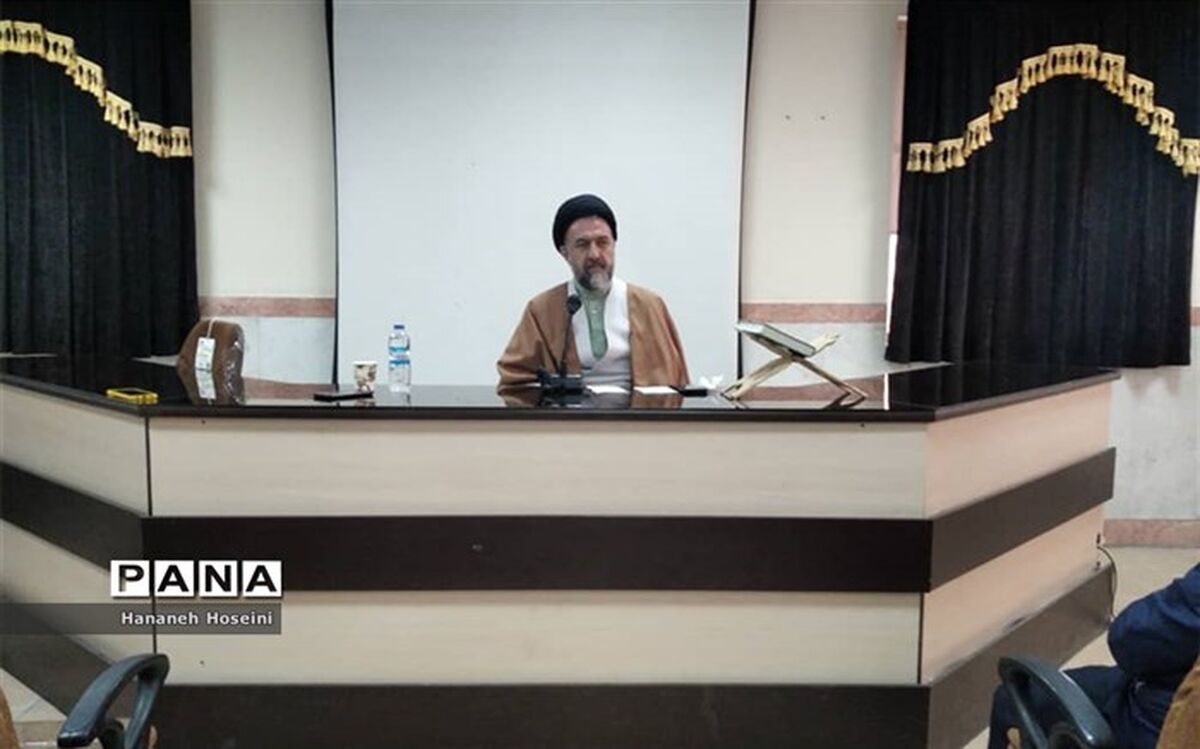 بعد تربیتی دانش آموزان در مدرسه باید بیشتر توجه شود