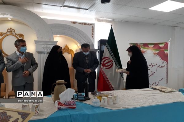 نشست صمیمی معاونان و مربیان پرورشی و مشاوران مدارس با مدیر آموزش و پرورش فیروزکوه