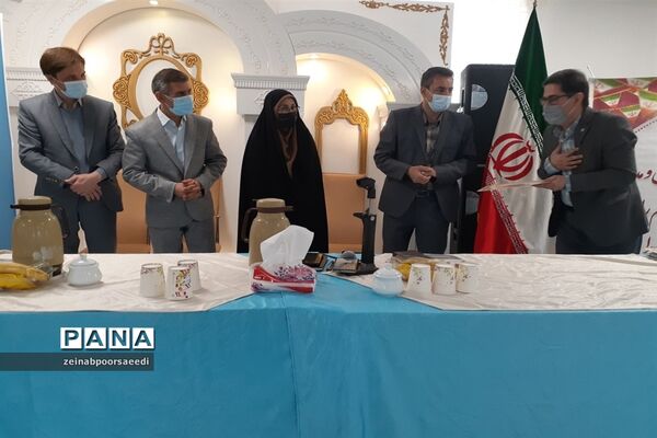 نشست صمیمی معاونان و مربیان پرورشی و مشاوران مدارس با مدیر آموزش و پرورش فیروزکوه
