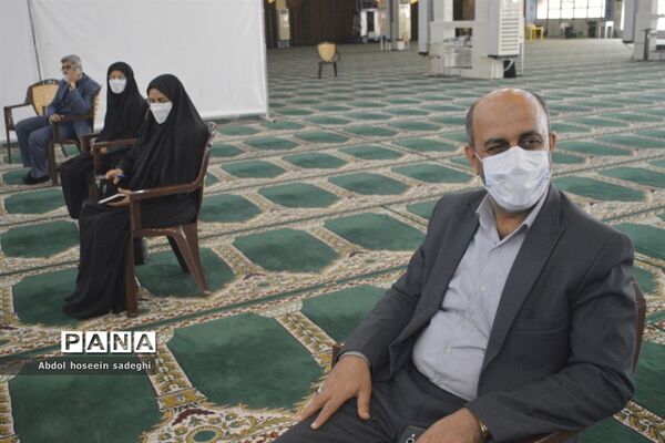 دیدار مسئولان آموزش و پرورش استان بوشهر با نماینده ولی فقیه در استان و امام جمعه بوشهر