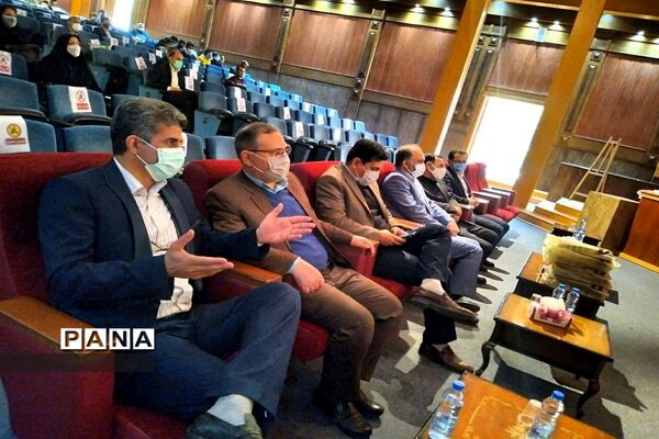 آیین تجلیل و تقدیر از معاونان و مربیان پرورشی ناحیه۶ مشهد