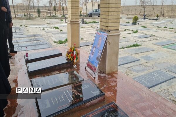 گلباران مزار شهید سیدهاشم میرمحمدی شهید تربیتی جوادآباد