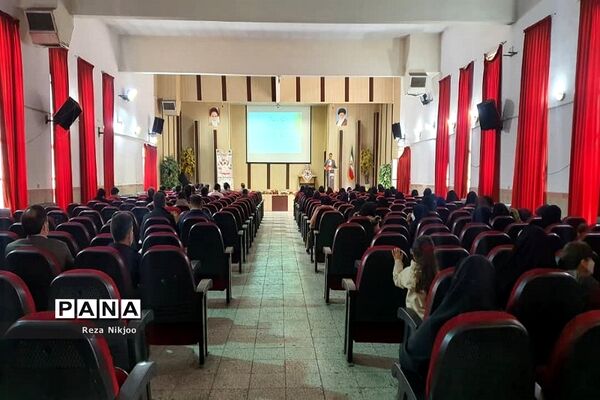 گرامیداشت هفته امور تربیتی و تربیت اسلامی در بهارستان یک