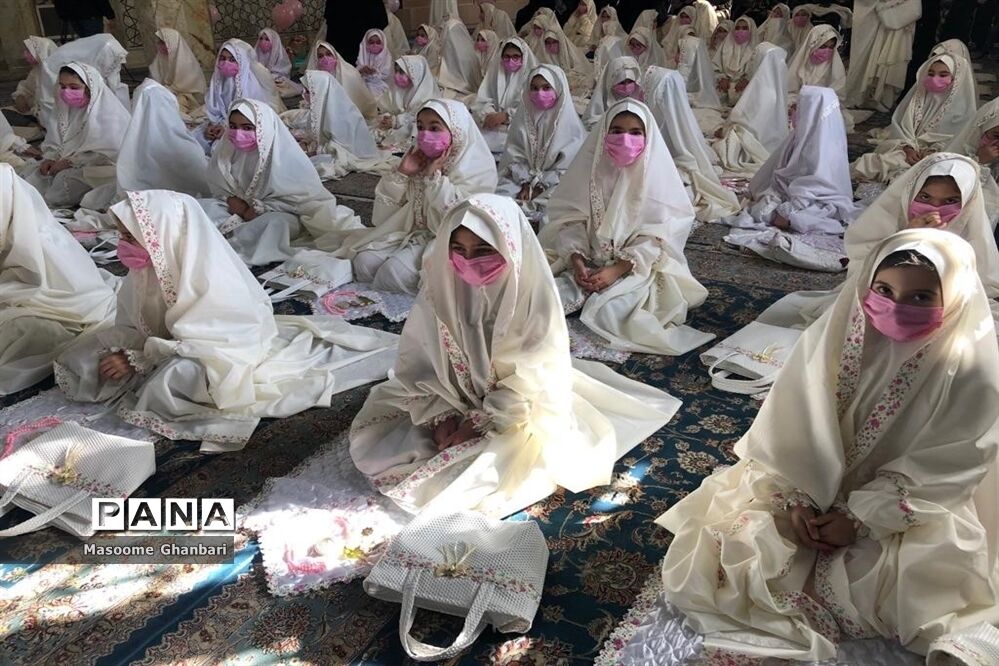 جشن تکلیف دبستان حضرت معصومه (س)