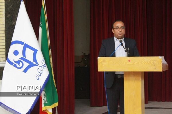 آیین قدردانی و معارفه روسای قدیم و جدید دانشگاه فرهنگیان استان بوشهر