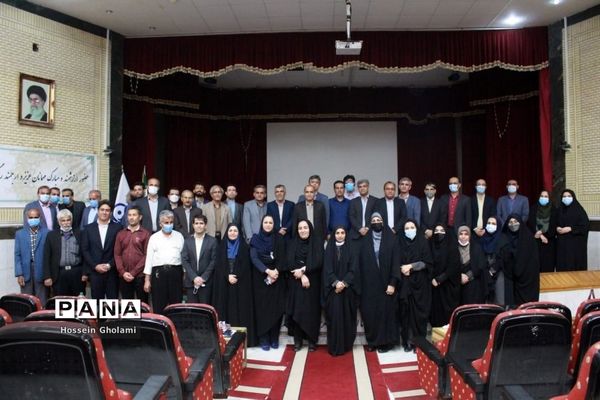 آیین قدردانی و معارفه روسای قدیم و جدید دانشگاه فرهنگیان استان بوشهر