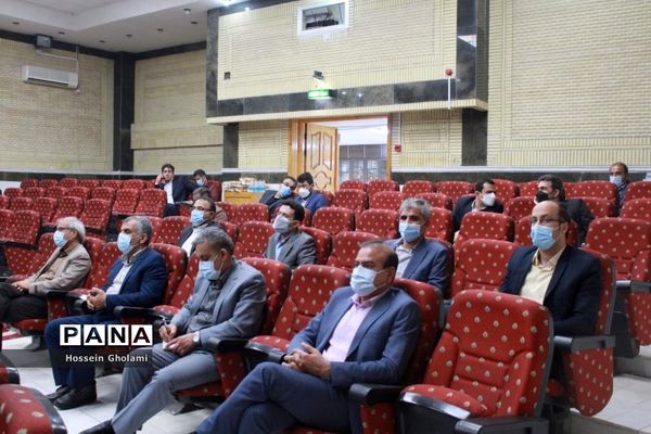 آیین قدردانی و معارفه روسای قدیم و جدید دانشگاه فرهنگیان استان بوشهر