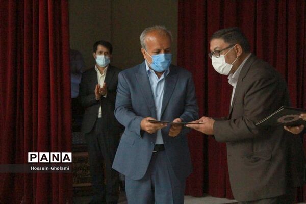 آیین قدردانی و معارفه روسای قدیم و جدید دانشگاه فرهنگیان استان بوشهر