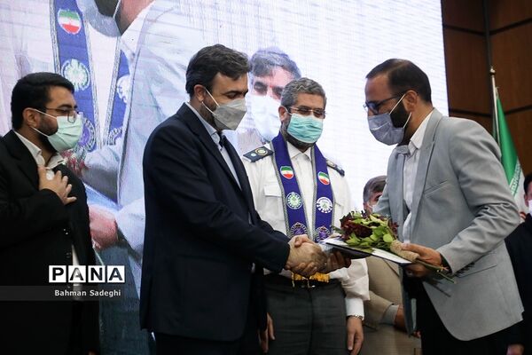 همایش تجلیل از فعالان عرصه تربیت