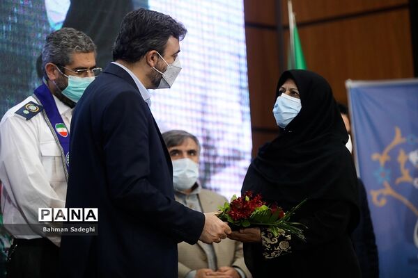 همایش تجلیل از فعالان عرصه تربیت