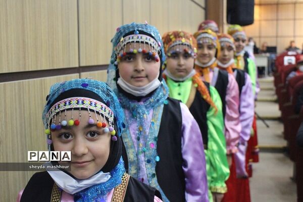 گرامیداشت هفته تربیت اسلامی و جشن نیکوکاری در اداره کل آموزش و پرورش شهرستان‌های استان تهران