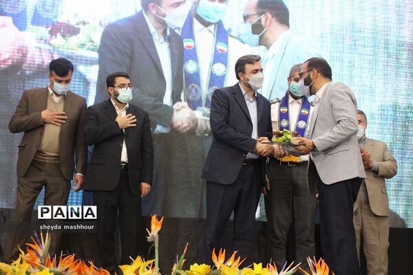 گرامیداشت هفته تربیت اسلامی و جشن نیکوکاری در اداره کل آموزش و پرورش شهرستان‌های استان تهران