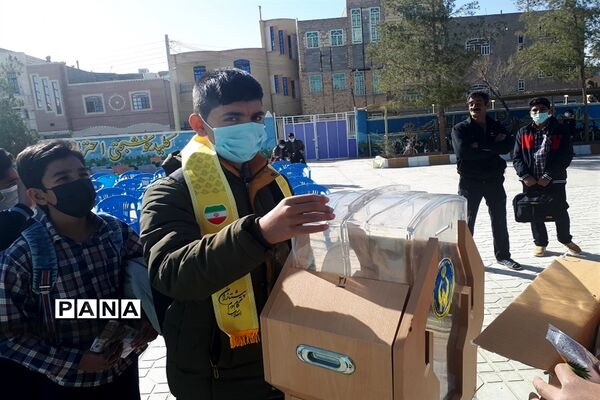 مراسم جشن نیکوکاری در مدارس ابرکوه