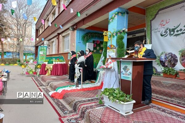 مراسم روز درختکاری در ناحیه ۲ مشهد