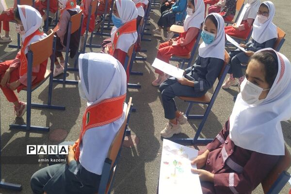 کاشت نهال به یاد سردار شهید حاج قاسم سلیمانی در آموزشگاه دارابگرد