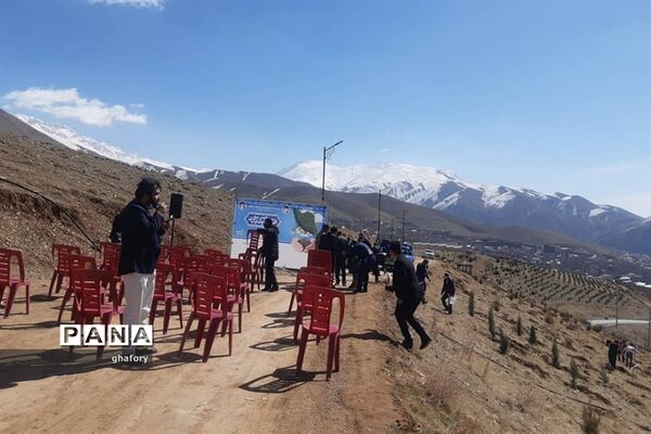 برگزاری مراسم روز درختکاری در مدارس شهرستان دماوند